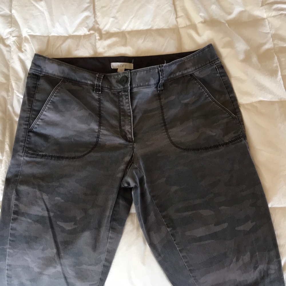 LOFT Marisa camo pants ❤️